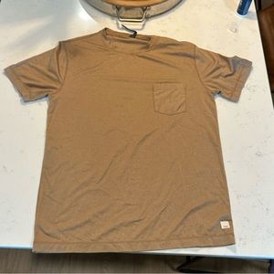 EUC Vuori Men’s Tradewind Performance Tee size Medium M LIKE NEW!